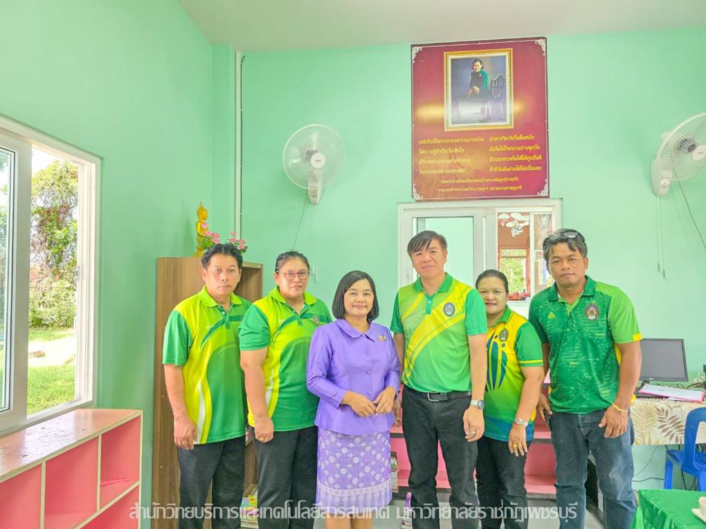 สำนักวิทยบริการฯ ลงพื้นที่ดำเนินโครงการบริการวิชาการพัฒนาห้องสมุดโรงเรียนและชุมชนท้องถิ่น ห้องสมุดโรงเรียนบ้านอ่างหิน อำเภอชะอำ จังหวัดเพชรบุรี