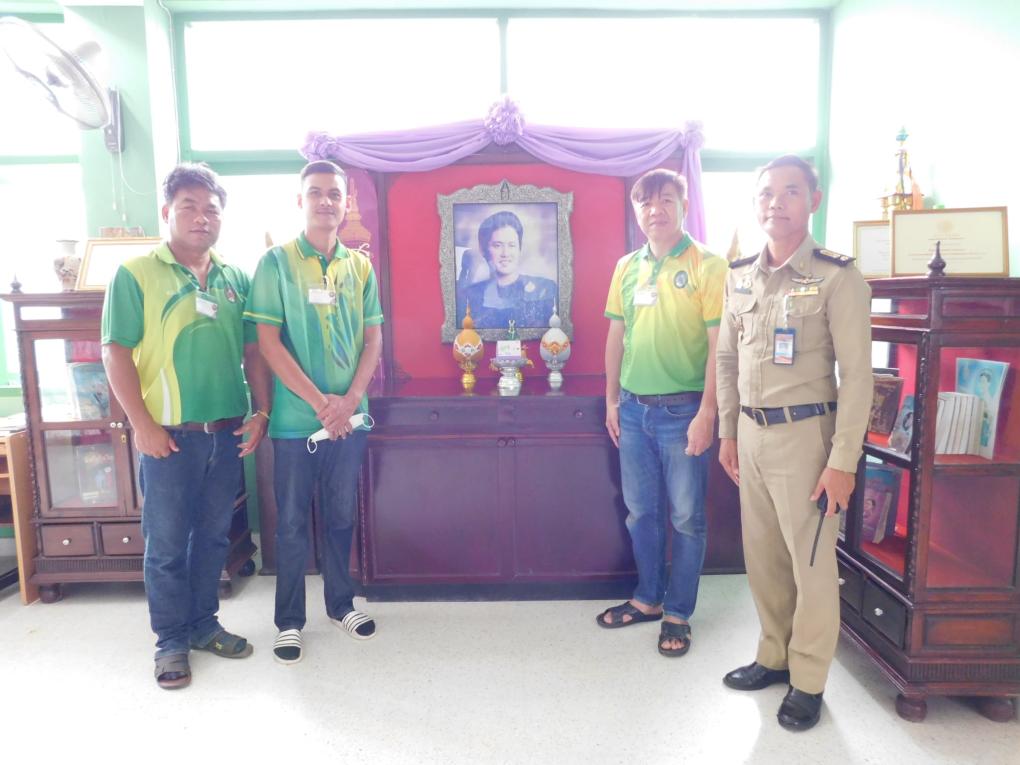 สำนักวิทยบริการและเทคโนโลยีสารสนเทศมหาวิทยาลัยราชภัฏเพชรบุรี ลงพื้นที่สำรวจข้อมูลของห้องสมุดของเรือนจำกลางเพชรบุรี ตำบลวังจันทร์ อำเภอแก่งกระจาน จังหวัดเพชรบุรี สำหรับนำมาวางแผนในดำเนินการพัฒนา ปรับภูมิทัศน์ จัดหมวดหมู่หนังสือ การลงรายการทรัพยากร และการจัดกิจกรรมส่งเสริมการอ่าน เพื่อให้ได้ตามมาตรฐานห้องสมุดเรือนจำทัณฑสถาน พ.ศ. 2565