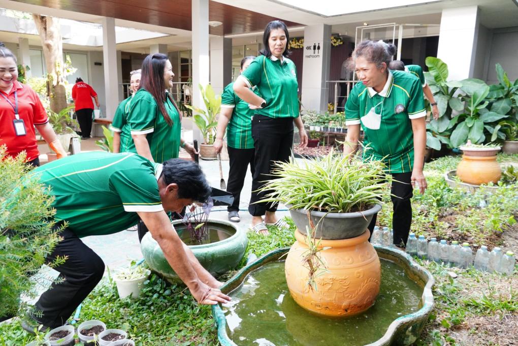 สำนักวิทยบริการและเทคโนโลยีสารสนเทศ จัดกิจกรรม “Big Cleaning Day” ร่วมกันทำความสะอาดและปรับปรุงภูมิทัศน์ เพื่อสร้างสภาพแวดล้อมที่สะอาด เป็นระเบียบ สวยงาม และเอื้อต่อการให้บริการแก่ผู้ใช้บริการทุกกลุ่ม